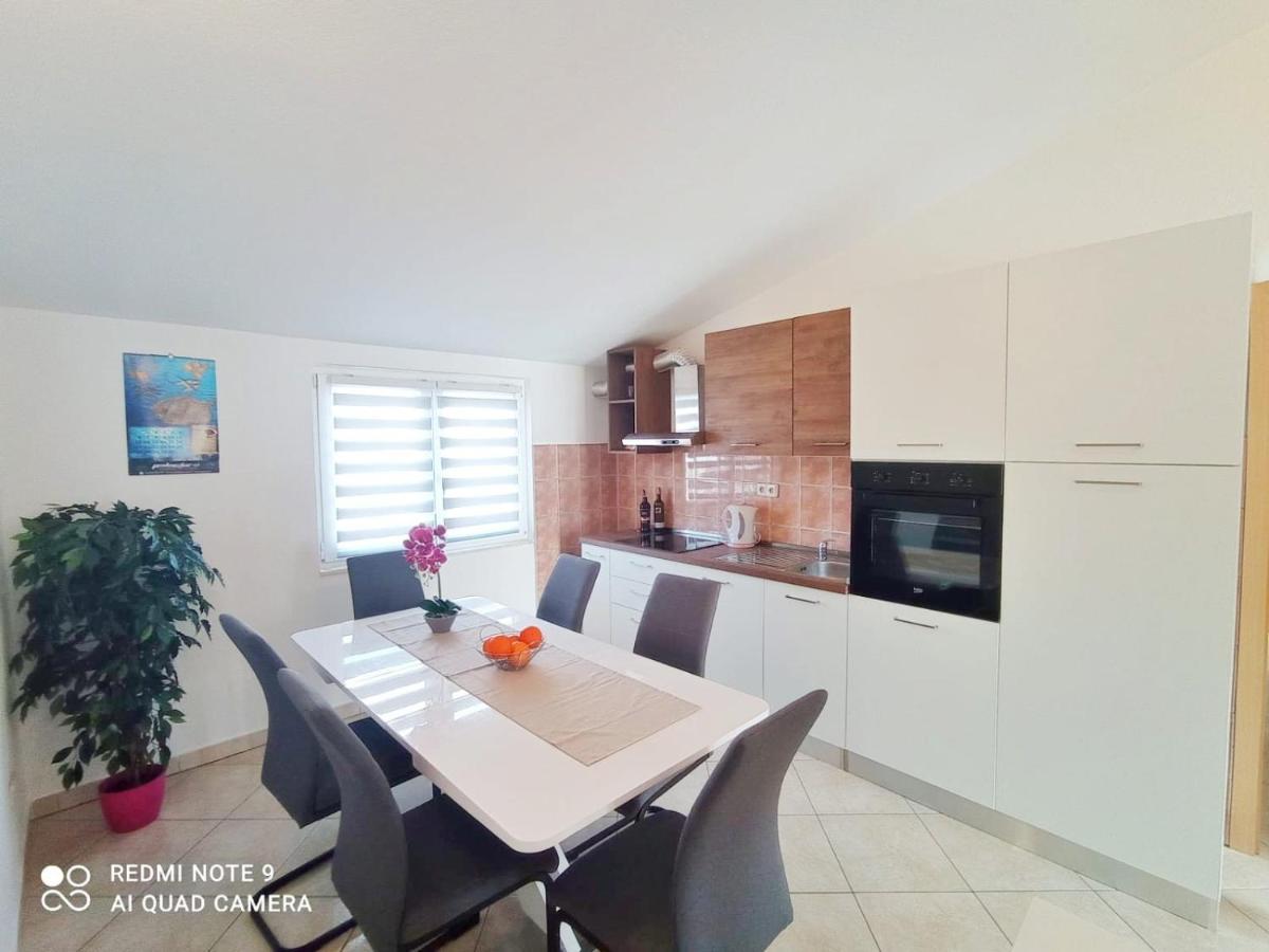 Apartman Mia With Pool1 Split Dış mekan fotoğraf
