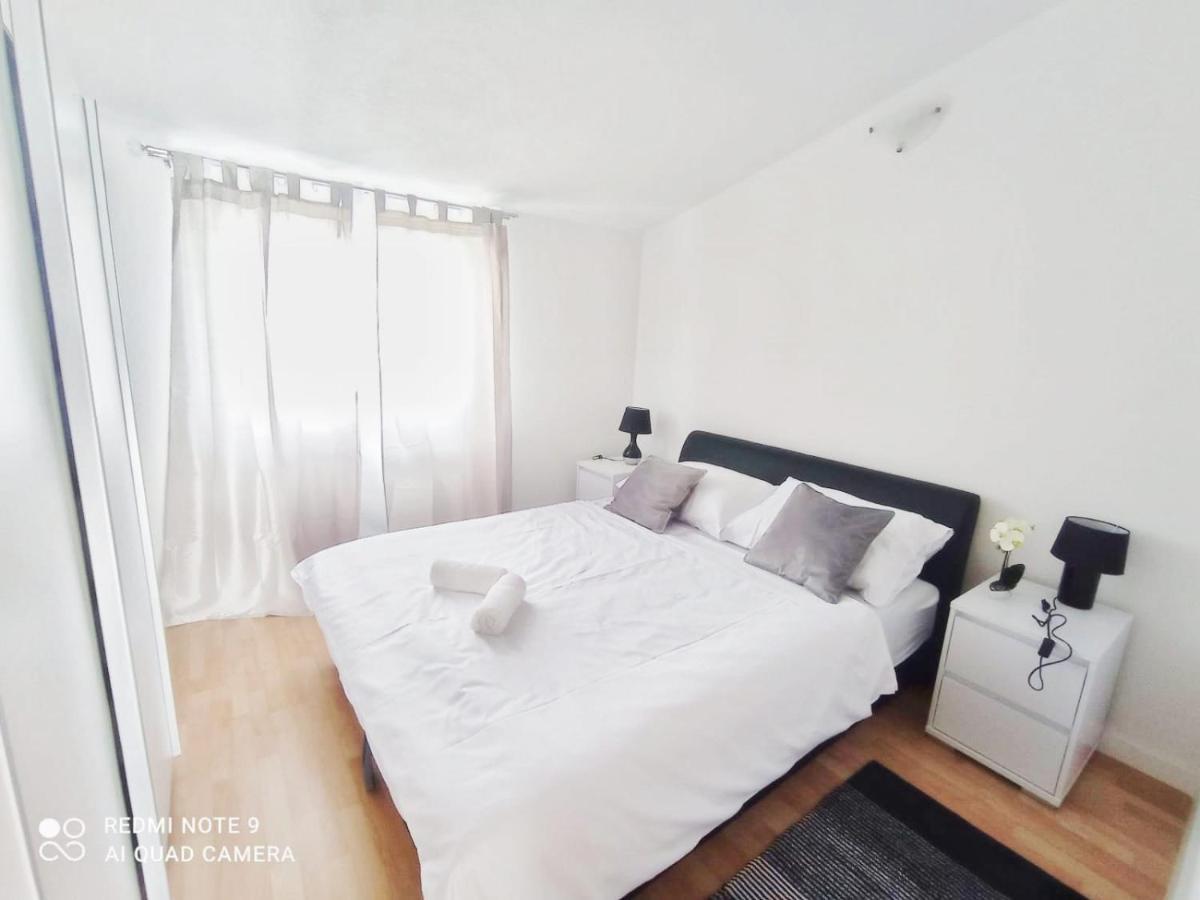 Apartman Mia With Pool1 Split Dış mekan fotoğraf