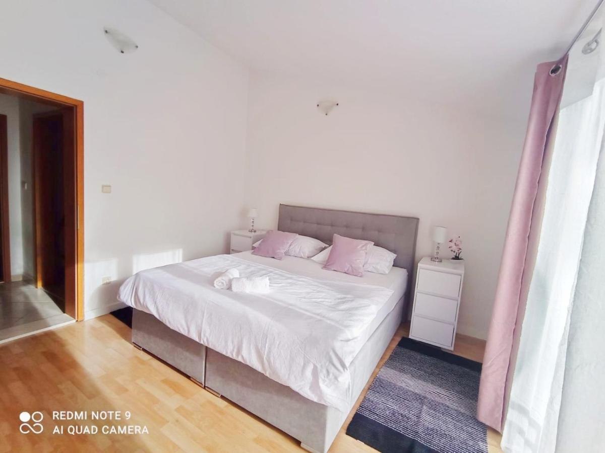 Apartman Mia With Pool1 Split Dış mekan fotoğraf