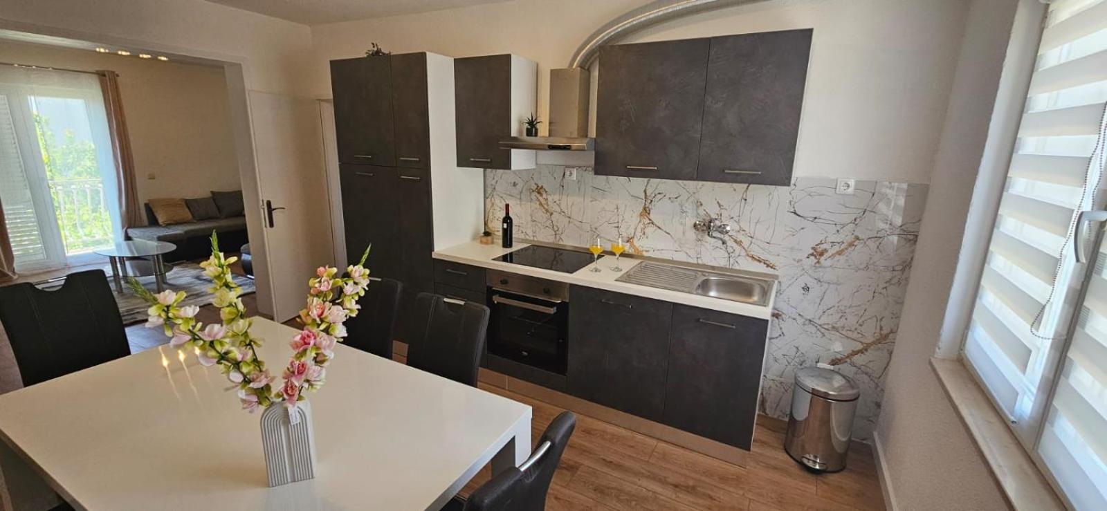 Apartman Mia With Pool1 Split Dış mekan fotoğraf