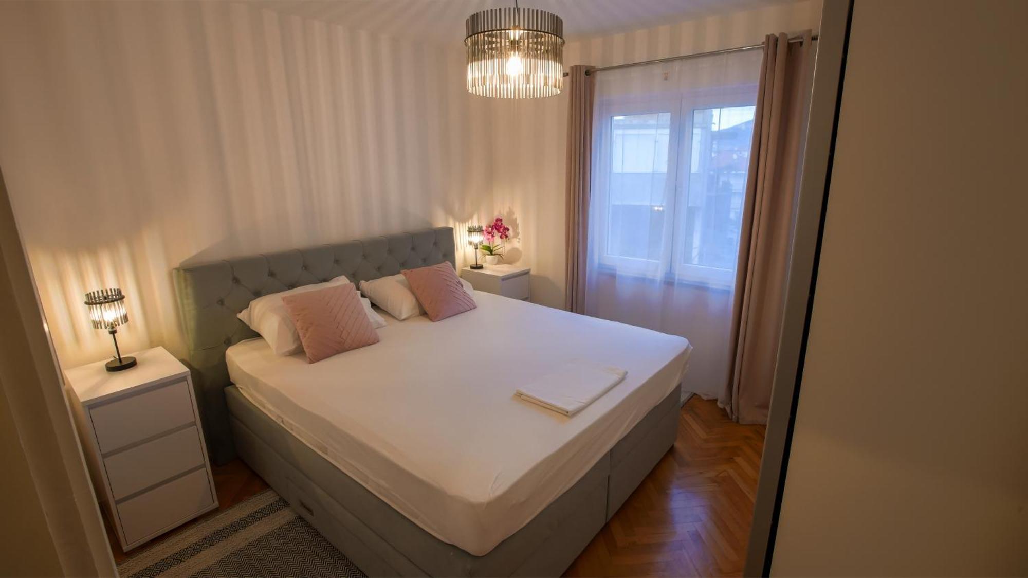 Apartman Mia With Pool1 Split Dış mekan fotoğraf