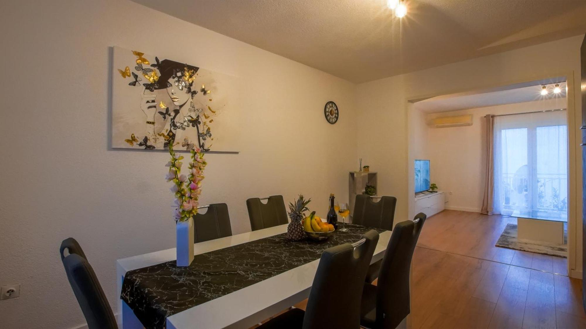 Apartman Mia With Pool1 Split Dış mekan fotoğraf